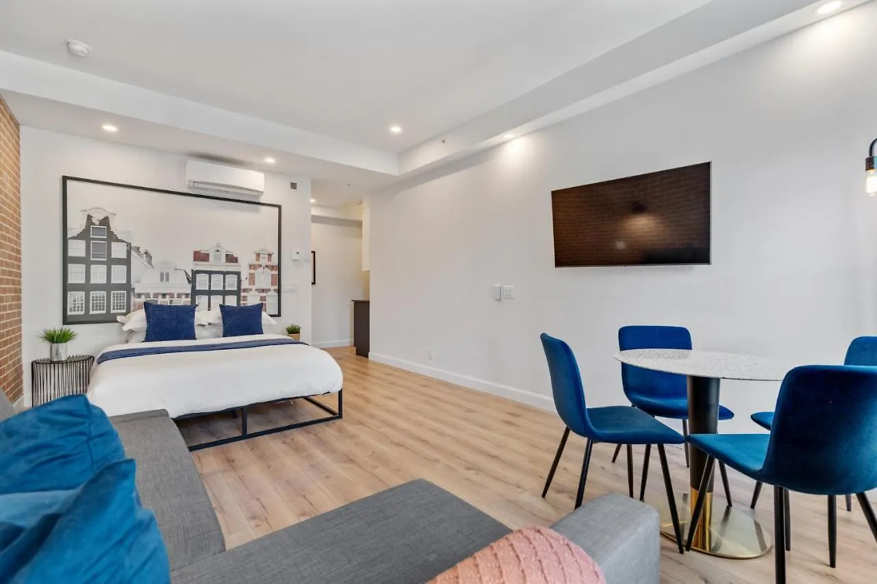 Initial - Suite Nouveau Monde - Centre-Ville De Quebec 0*, Québec