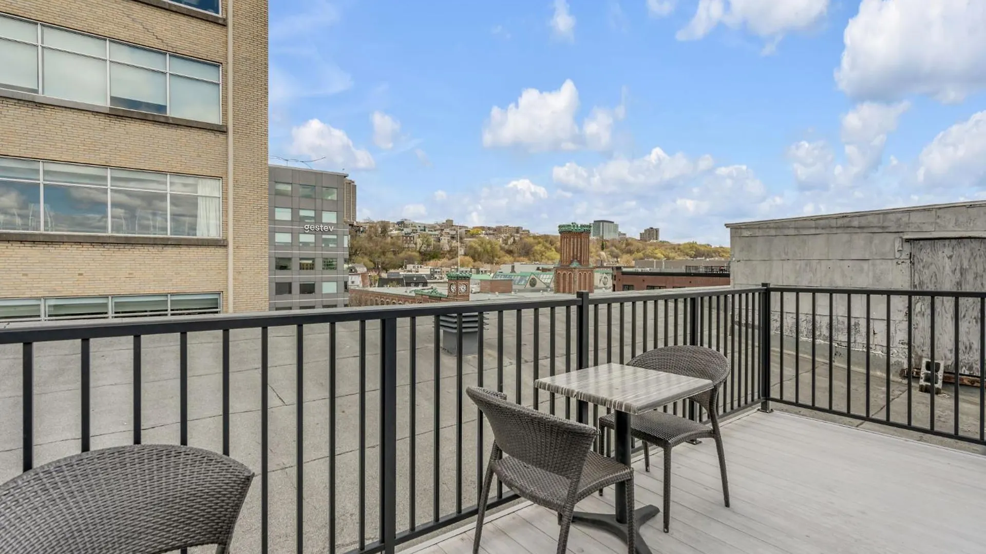INITIAL - Suite NOUVEAU MONDE - Centre-ville de Québec Appartement